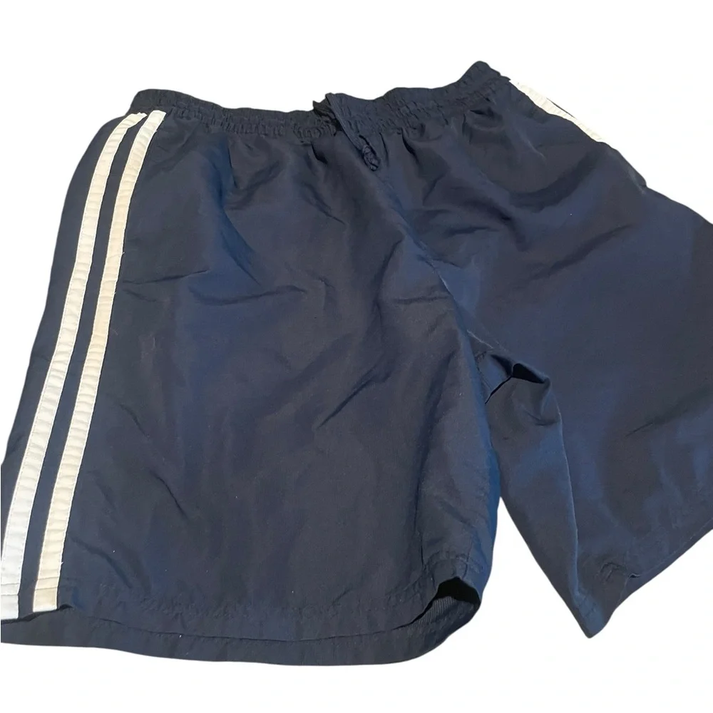 BCG size XL Men's Navy and Tan Athletic Shorts great condition 2 pair